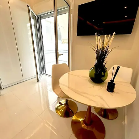 Apartment Boutique3436 Luxury Athens